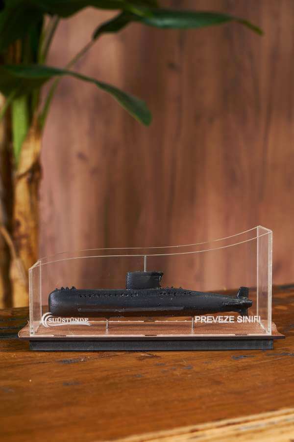 Preveze Gür Submarine Model 