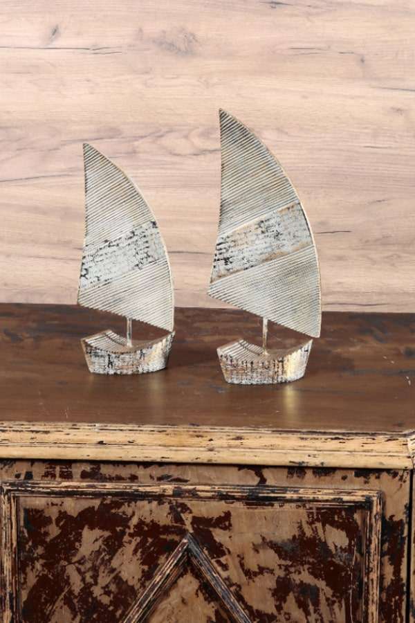 Set of 2 Sail Figure Objects 