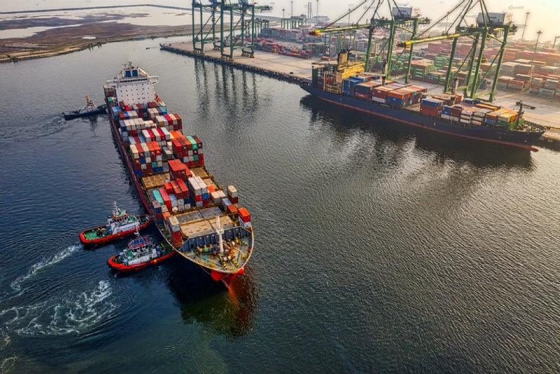 How Many Meters Is The World's Largest Ship?