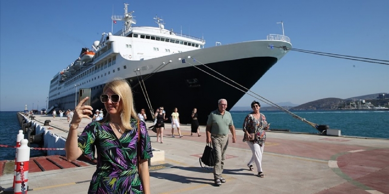 The New Giant of Turkish Marine Tourism Blue Sapphire is in Kuşadası!