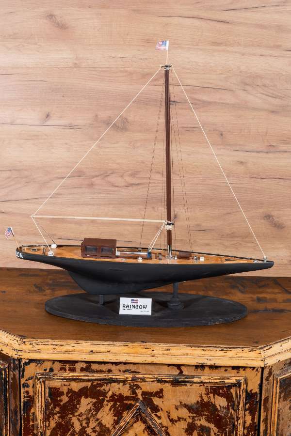 Rainbow Sailboat Model 