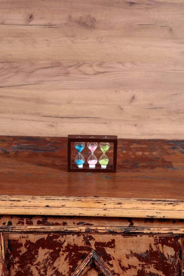 Triple Color Hourglass 